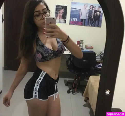 Giih Moreira OnlyFans Thumbnail #Eruv35mRK0