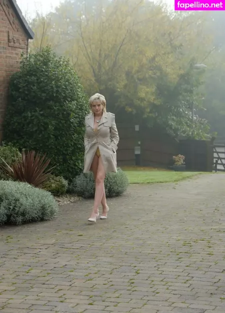 Gillellisyoung OnlyFans Thumbnail #78T7ZHhYxI