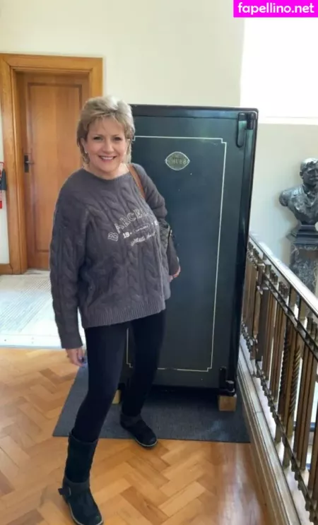 Gillellisyoung OnlyFans Thumbnail #ICMPWP0Jaj