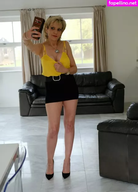 Gillellisyoung OnlyFans Thumbnail #Yv40aLG6WD