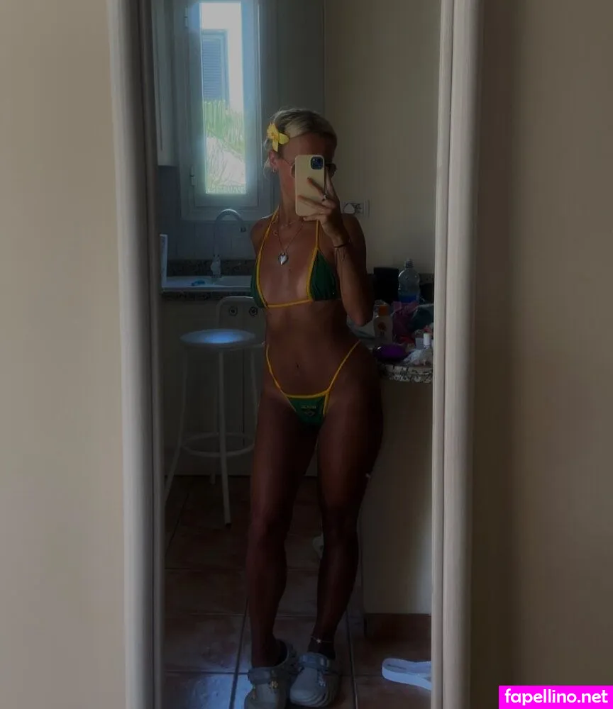 nikkolagillham Nude Leaked OnlyFans Photo #iQJi1X7vj2