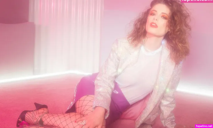 Gillian Jacobs OnlyFans Thumbnail #9tyRcOgejc