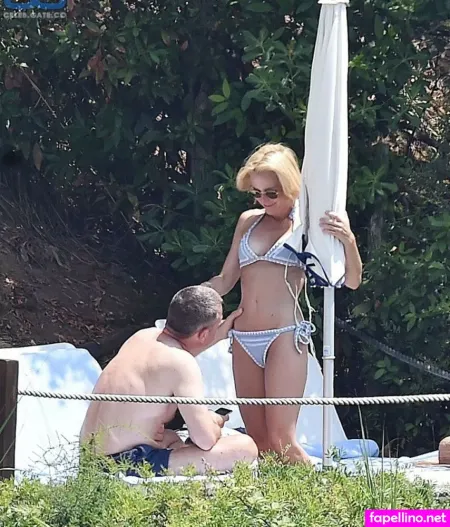 Gilliananderson OnlyFans Thumbnail #wuZ7QD0NnA