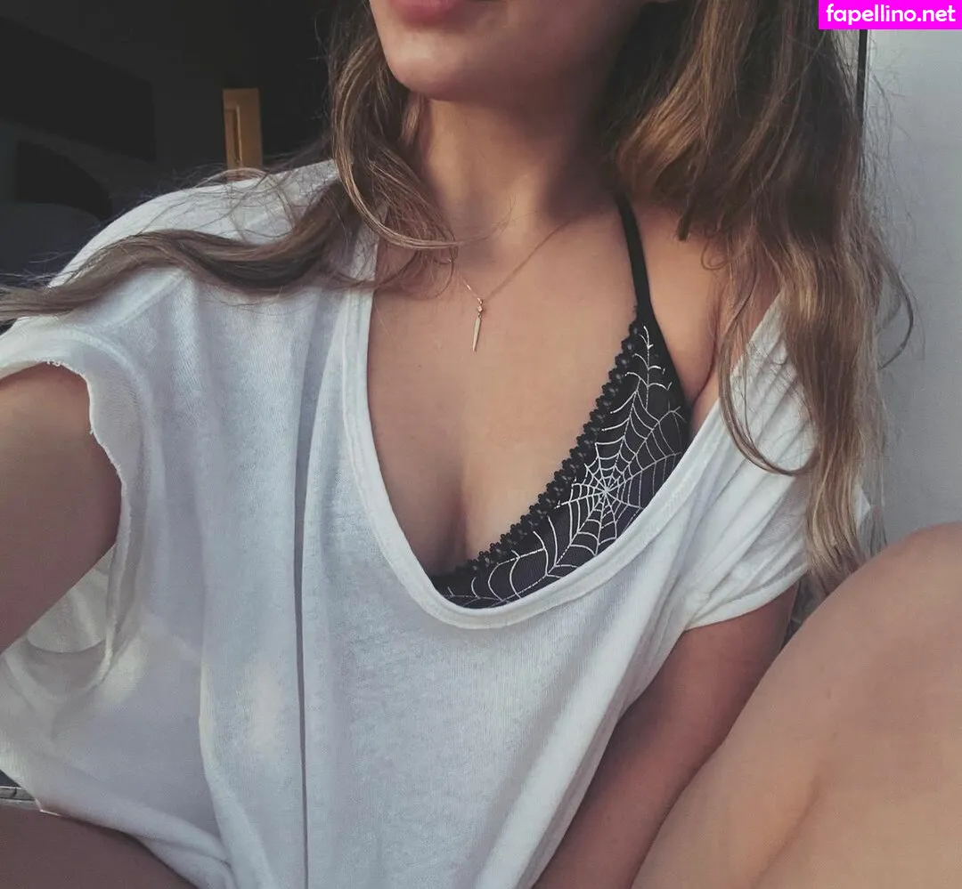gillianaprils, gillyaprils Nude Leaked OnlyFans Photo #d3hSkppSpn