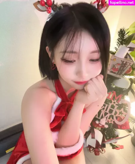 Gilyoung8 OnlyFans Thumbnail #FAPBYmUN6L