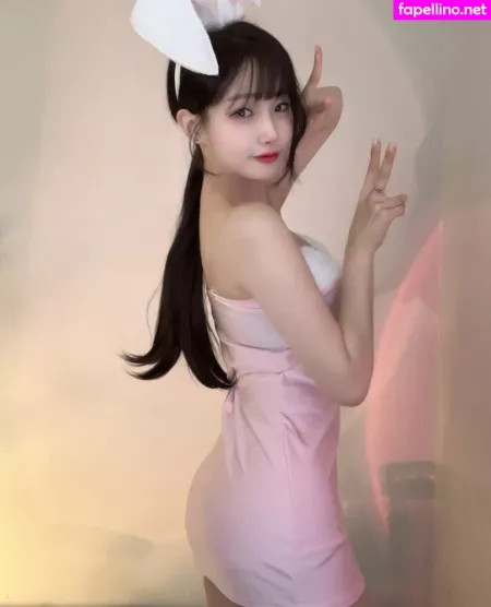 Gilyoung8 OnlyFans Thumbnail #zuM2rVe662