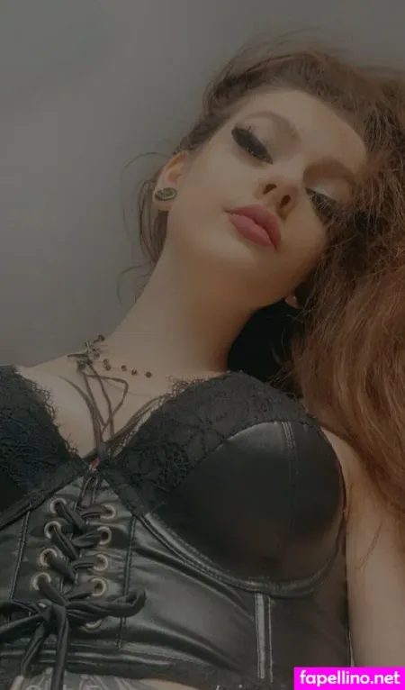 Gin Ger Head OnlyFans Thumbnail #RdbBW4NuuG