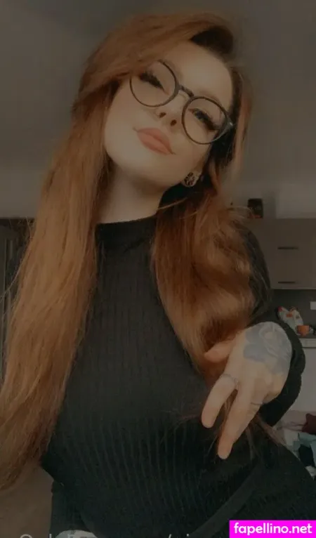 Gin Ger Head OnlyFans Thumbnail #rd1aquM5Zo