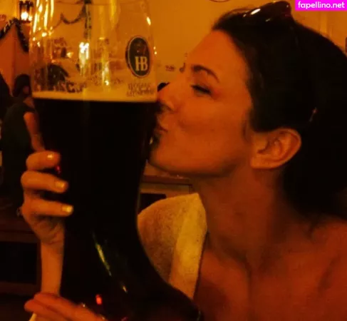 Gina Carano OnlyFans Thumbnail #xaL8k3E8UY