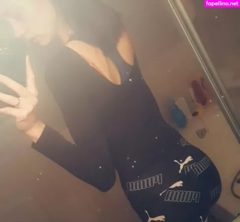 Gina Gzuz OnlyFans Thumbnail #Fj8yg7ndhz