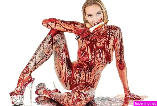Gina Holly OnlyFans Thumbnail #MGESyUwXQB