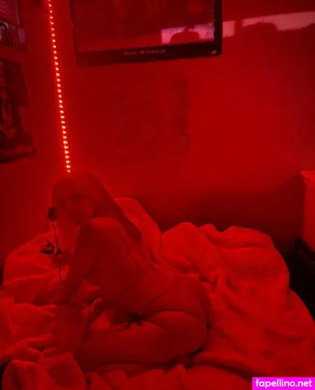 Gina Leigh02 OnlyFans Thumbnail #Ke6cd0iUGV