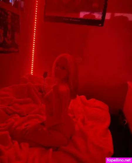 Gina Leigh02 OnlyFans Thumbnail #Z1Y8HjC2DJ