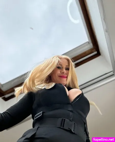 Gina Lily OnlyFans Thumbnail #mtdOoR542r