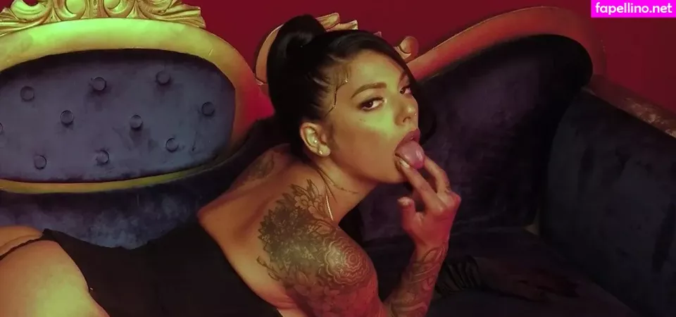 Gina Valentina OnlyFans Thumbnail #GqMJruhUz9