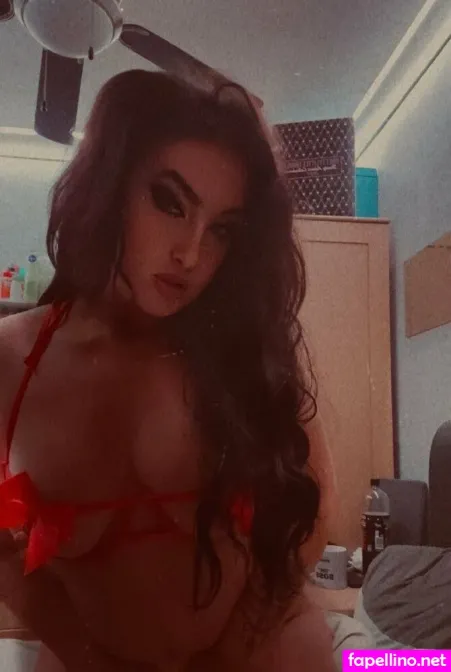 Gina1992 OnlyFans Thumbnail #5dl5EgmuiP