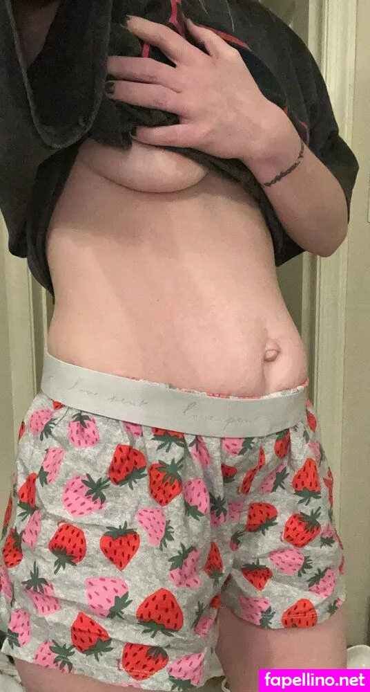 ginandtonic21, ginandtonic93 Nude Leaked OnlyFans Photo #25v4KPAbs1