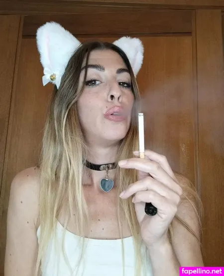 Ginasmokingqueen OnlyFans Thumbnail #eidNRVX4dS