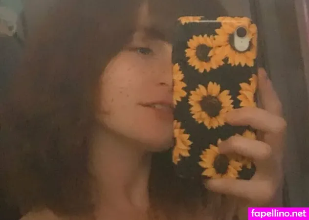 Gingeefox OnlyFans Thumbnail #dM8QpAnWXH