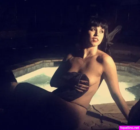 Ginger Lee Valentine OnlyFans Thumbnail #vau8Jjn1rR