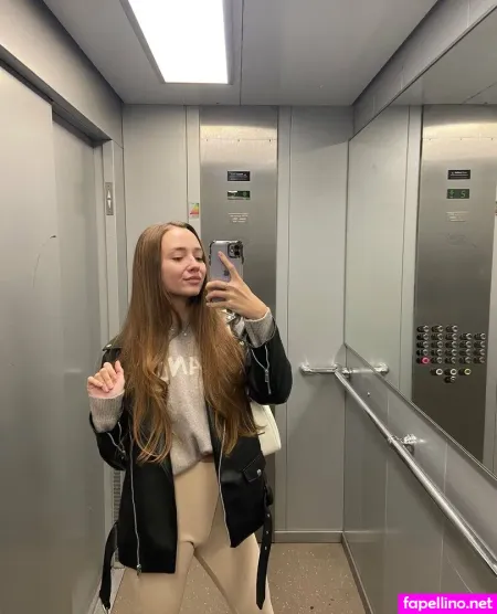 Ginger Piee OnlyFans Thumbnail #cDIBGed0Z2