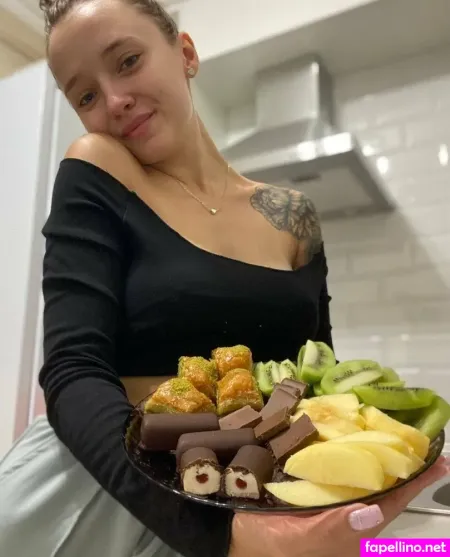 Ginger Piee OnlyFans Thumbnail #dYFay8aYgu