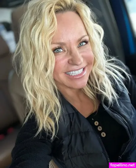 Ginger33 OnlyFans Thumbnail #ntUPI8AKW5