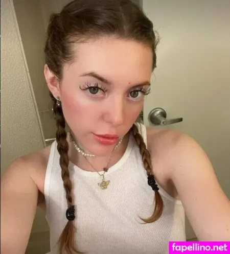 Gingerangelxxx OnlyFans Thumbnail #3nMPtb6aWn