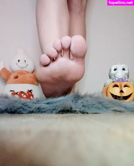 Gingergiantess OnlyFans Thumbnail #wJB6kXpyRx