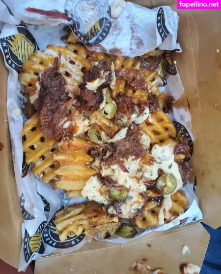 Gingermckaylove OnlyFans Thumbnail #9baVxw2zyV