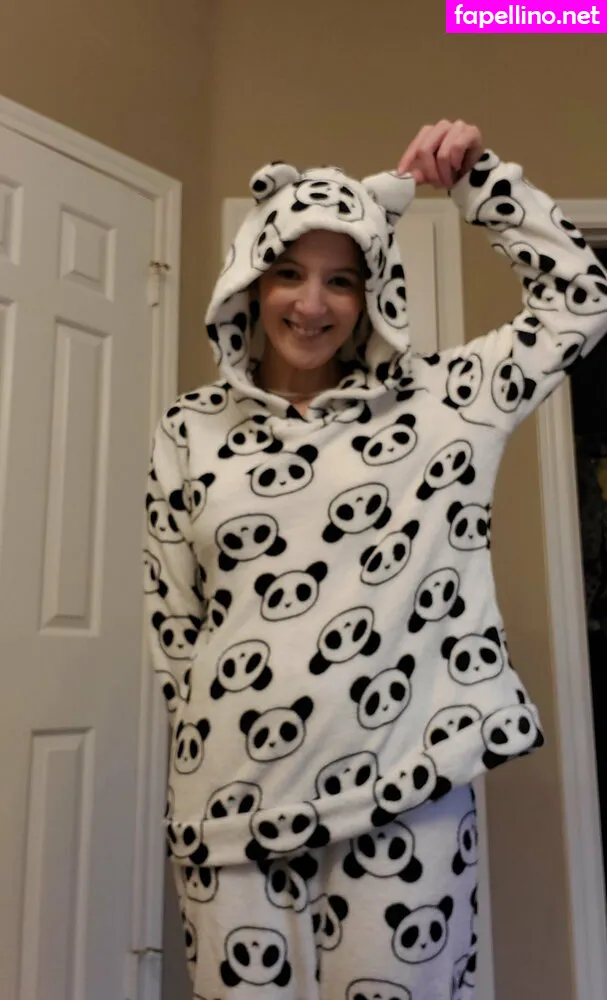 gingermckaylove, lovemikaylaeve Nude Leaked OnlyFans Photo #aAp0C0FXI1