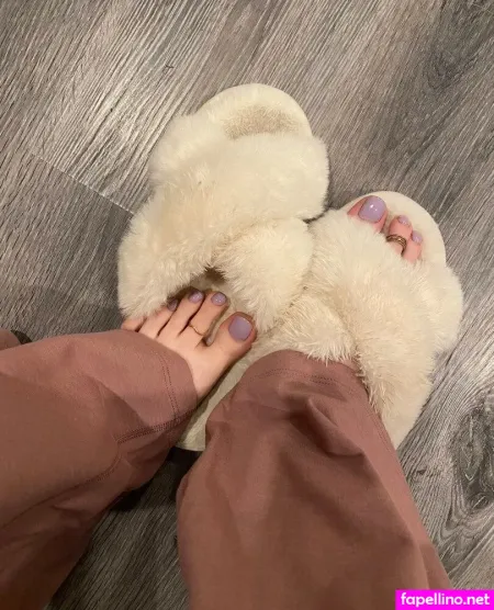 Gingerstoesies 2 OnlyFans Thumbnail #22Zz4vYu2k