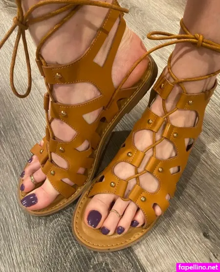 Gingerstoesies 2 OnlyFans Thumbnail #wi6h8qLb0r