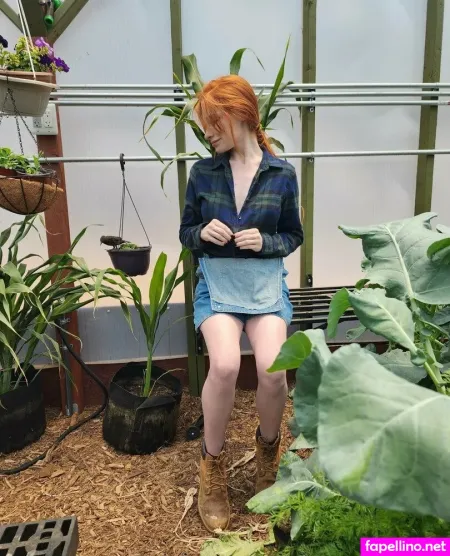 Gingerxspinner 8 OnlyFans Thumbnail #3dOIZ8Fde2