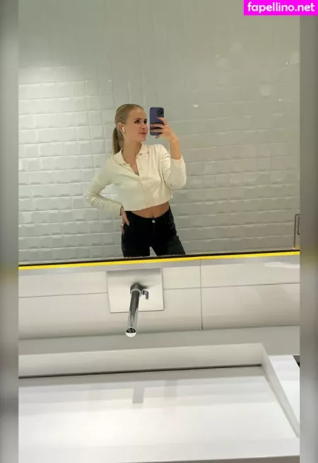 Gini Frech 1 OnlyFans Thumbnail #7R7mmMCZoU