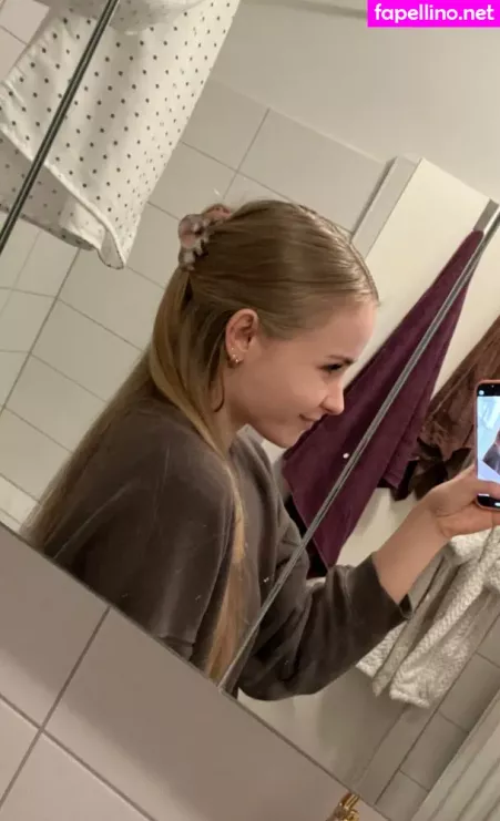 Gini Frech 1 OnlyFans Thumbnail #NuEwOED2Ws