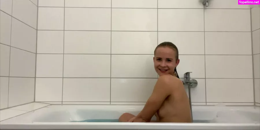 Gini Frech 1 OnlyFans Thumbnail #PxwYEkL8Em