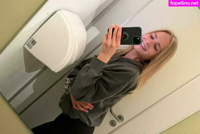 Gini Frech 1 OnlyFans Thumbnail #ubOYVj0UzW
