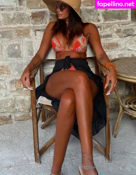 Ginia 900 OnlyFans Thumbnail #sy7UoSPjrU