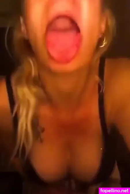 Giniinabottle Main Profile Photo