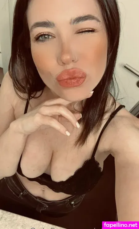 Giomoore OnlyFans Thumbnail #KEtd4AznLz