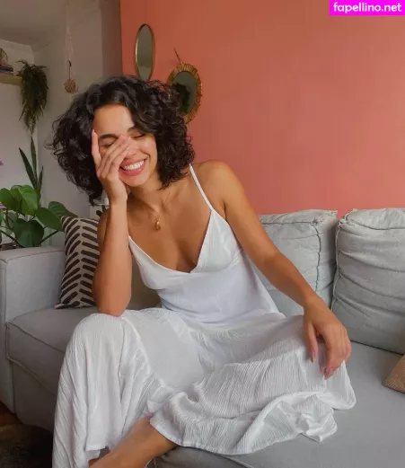 Giovana Cordeiro OnlyFans Thumbnail #5SKznrNFSp