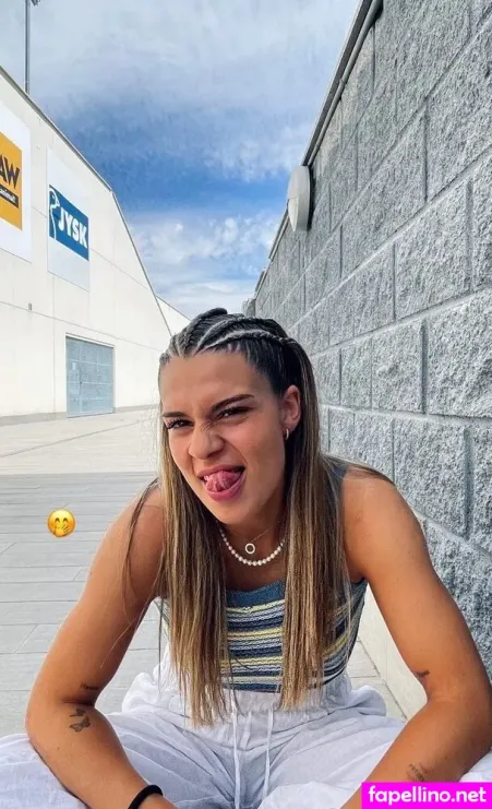 Giovana Queiroz Costa OnlyFans Thumbnail #3kGq64dhHd
