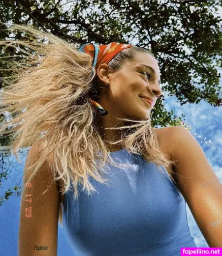 Giovana Queiroz Costa OnlyFans Thumbnail #6fGEfCw90u