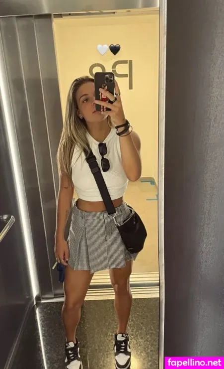 Giovana Queiroz Costa OnlyFans Thumbnail #ZYgmLAnG7H