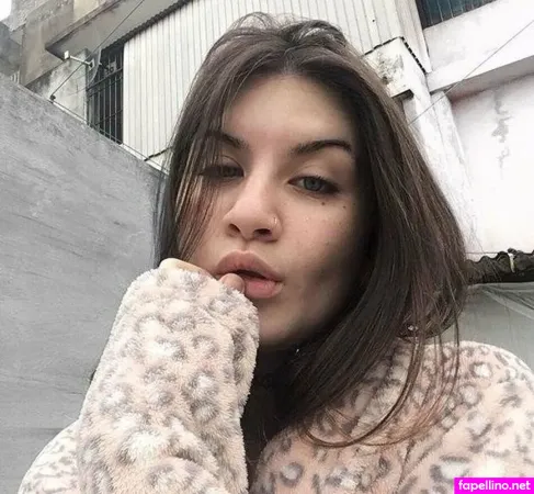 Giovanna Camera OnlyFans Thumbnail #AQdAEcrw8J