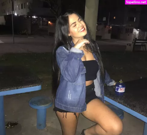 Giovanna Delvaux OnlyFans Thumbnail #kcl6evIm57