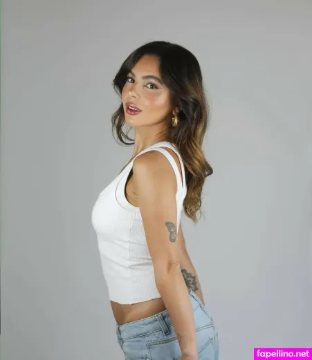 Giovanna Ferrarezi OnlyFans Thumbnail #Mwxzl3kKut