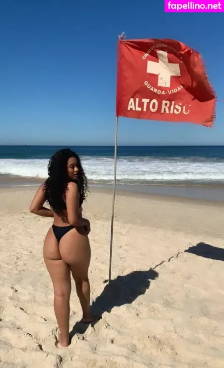 Giovanna Santos OnlyFans Thumbnail #dl9v7WZDdl