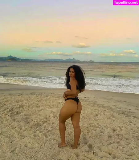 Giovanna Santos OnlyFans Thumbnail #xlbCOBdgmj
